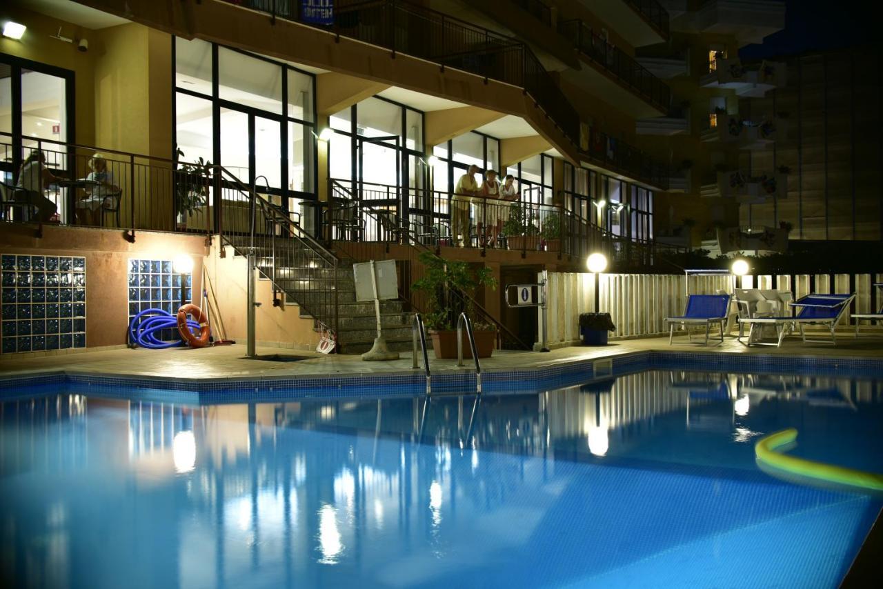 Astoria Pesaro Exterior foto