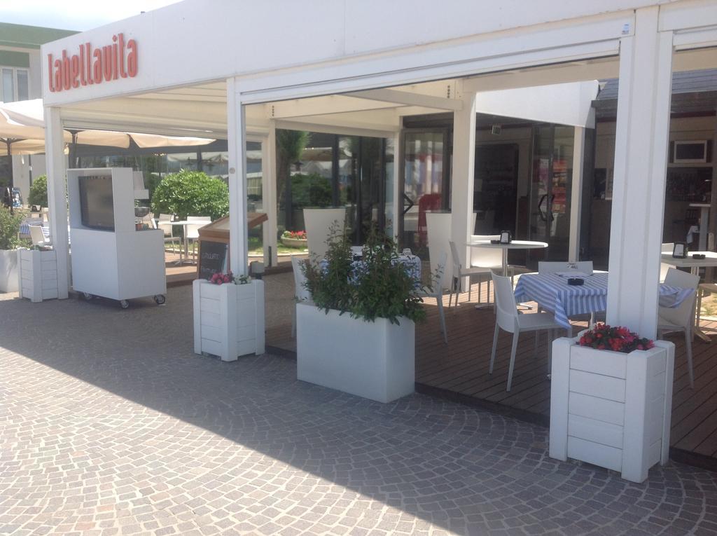 Astoria Pesaro Exterior foto