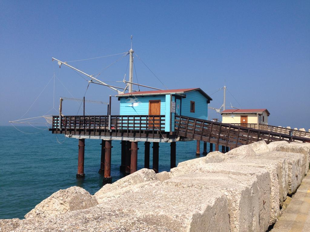 Astoria Pesaro Exterior foto